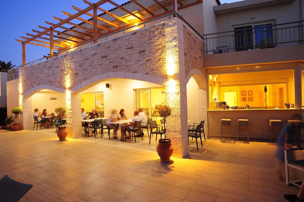Maravel Star Art Hotel Adelianos Kampos Exteriör bild